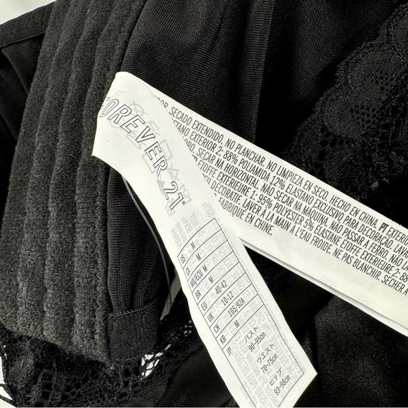 Forever 21 Black Lace Corset Bra Top | Size Medium - Picture 4 of 5